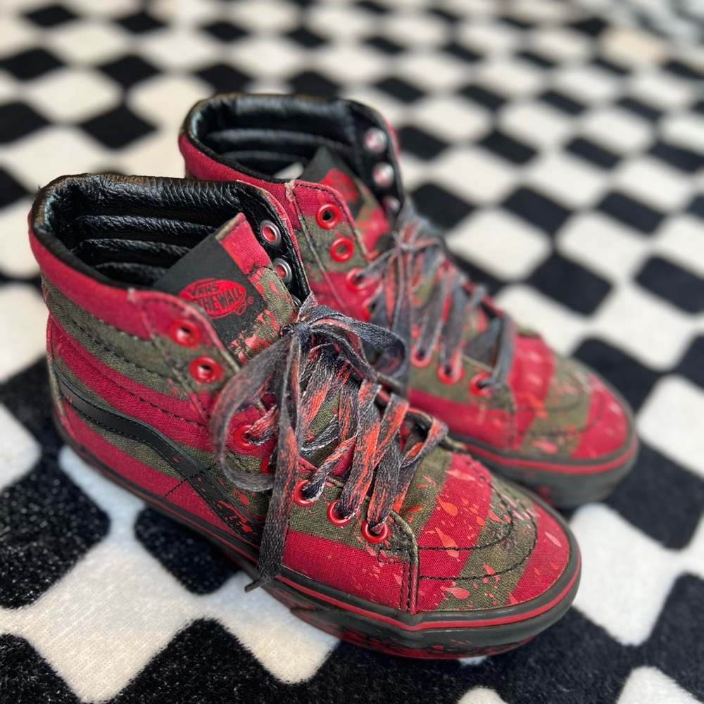 A nightmare on Elm Street vans